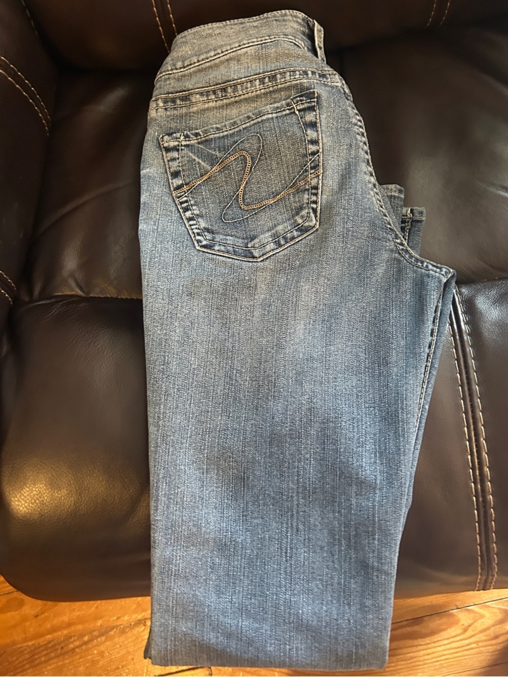 Silver Jeans Women's Medium Blue Straight Leg Julia Jeans - Picture 6 of 7